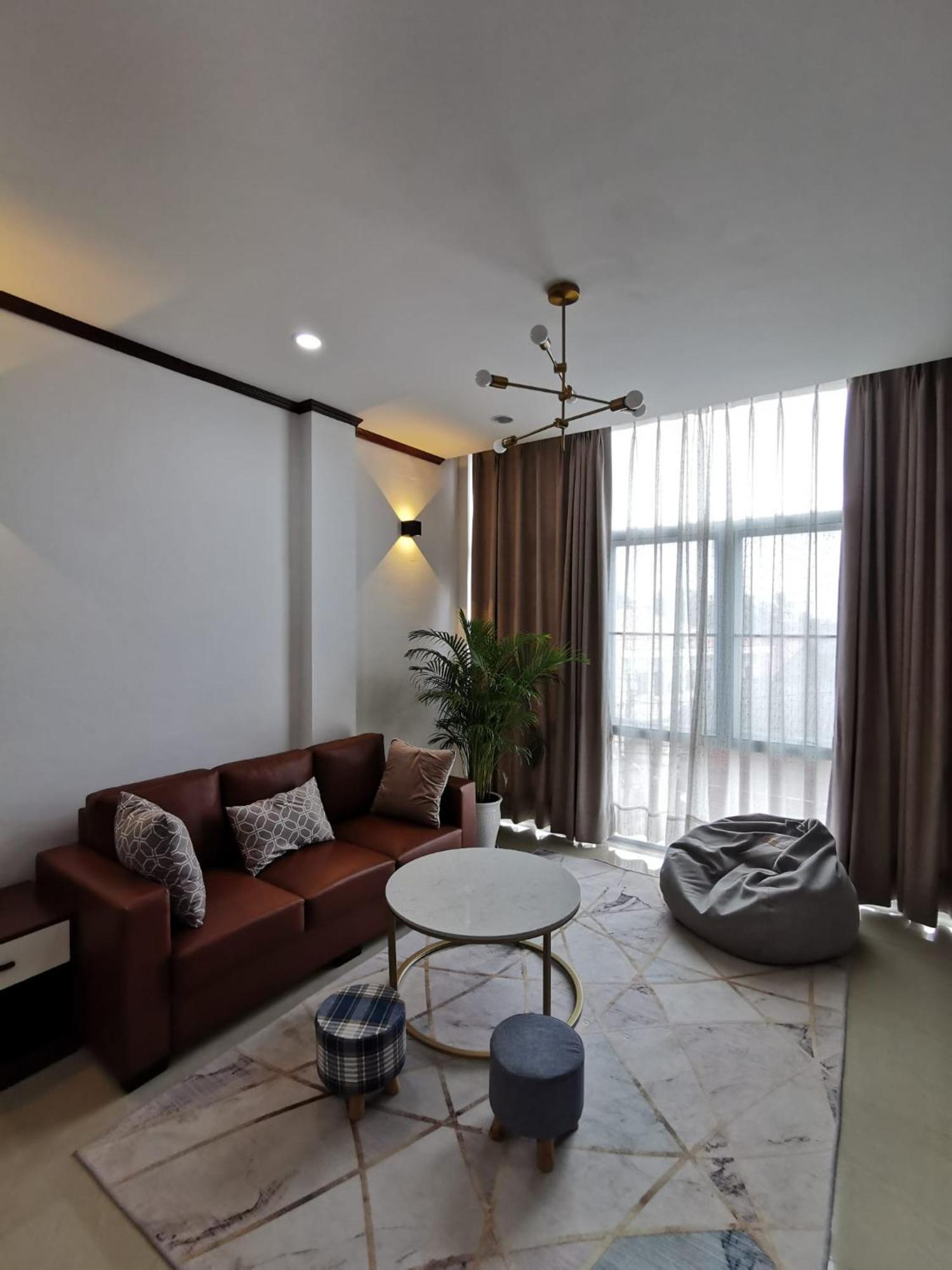 Artist Golden Loft Paris - Vientiane Homestay Duplex Triplex ภายนอก รูปภาพ